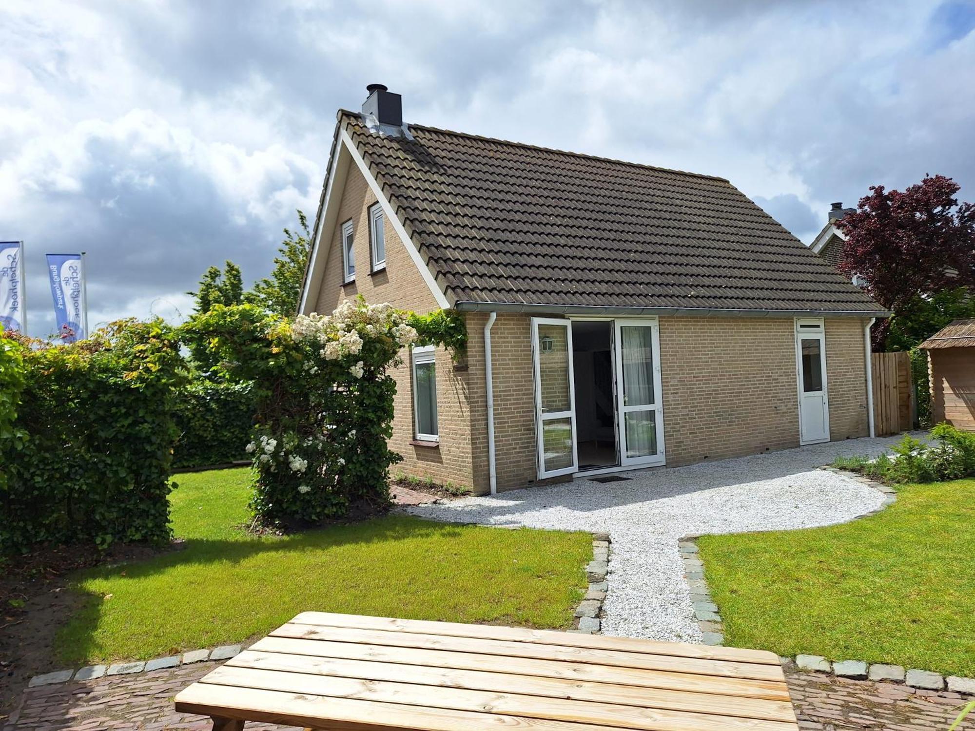 Vakantiehuis Vrijstaande 5 Pers Vakantie Woning, 3 Slaapkamers *